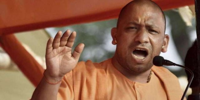 आतंकी हमलों में शहीद हुए जवानों के परिजनों को 25 लाख रुपये व नौकरी देगी योगी सरकार