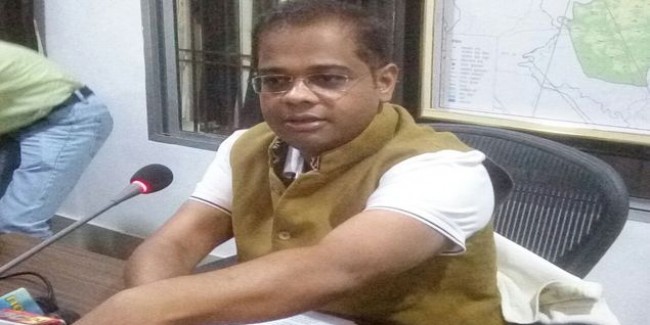 मुख्यमंत्री के खिलाफ एफआईआर दर्ज कराने थाना पहुंचे अमित जोगी