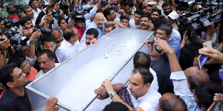 अलविदा शीला दीक्षित: अंतिम संस्कार से पहले कांग्रेस मुख्यालय में दी जाएगी सलामी