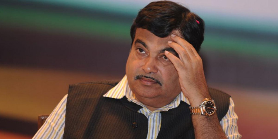 बॉम्बे हाईकोर्ट ने केंद्रीय मंत्री नितिन गडकरी और EC को भेजा नोटिस, ये है पूरा मामला
