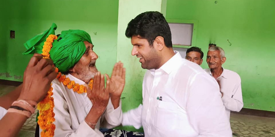 जनता तय करे कि कार्यकर्ताओं का गला काटने वाला चाहिए या गले लगाने वाला नेता – दुष्यंत चौटाला