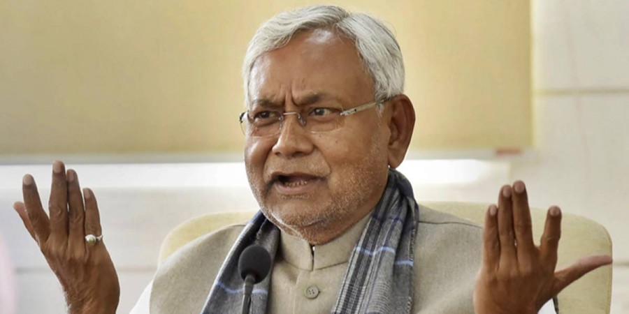 चुनाव के लास्ट फेज में नीतीश ने स्पेशल स्टेटस का तीर क्यों छोड़ा?