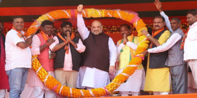 'लोगों के जीवन स्तर को ऊँचा उठा रही है मोदी सरकार'