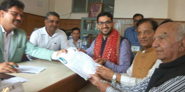 धर्मशाला उपचुनाव: भाजपा और कांग्रेस प्रत्याशियों ने भरा नामांकन