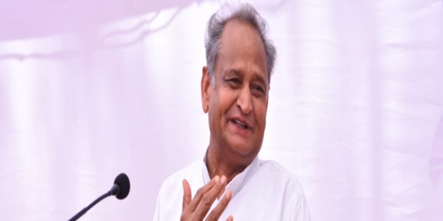 किरोड़ीलाल मीणा , हनुमान बेनीवाल , राजेंद्र राठौड़ ये बेचारे क्या कर सकते हैं - अशोक गहलोत