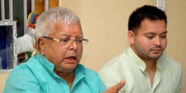 तेजस्वी के फेल होते ही RJD का यू-टर्न, अब लालू के इस पुराने फार्मूले पर फिर चलेगी पार्टी