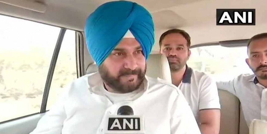 कांग्रेस को झटका, नवजोत सिंह सिद्धू का गला हुआ खराब, नहीं कर पाएंगे चुनाव प्रचार