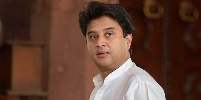 ज्योतिरादित्य और दिग्विजय के भाई लक्ष्मण ने किया अनुच्छेद 370 हटाने का समर्थन