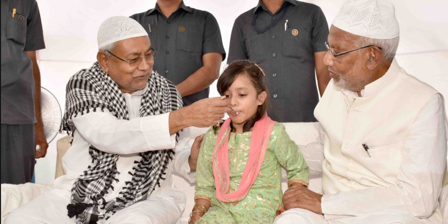 तीन तलाक़ पर दोहरे रवैये से नीतीश को मुश्किल