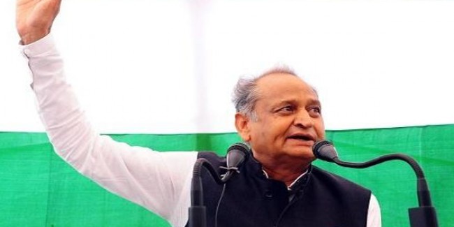 मुख्यमंत्री गहलोत ने कहा- वर्तमान स्थिति इमरजेंसी से भी ज्यादा खतरनाक