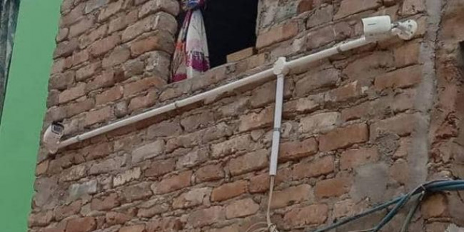 केजरीवाल सरकार के ड्रीम प्रोजेक्ट पर चोरों की नजर