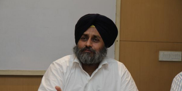 SAD chief trying to divide Sikhs: Capt