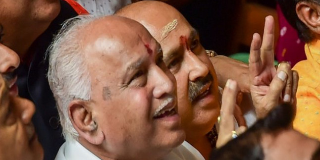 सरकार गिरने के बाद कर्नाटक बीजेपी का ट्वीट-भ्रष्ट और अपवित्र गठबंधन के युग की विदाई हुई