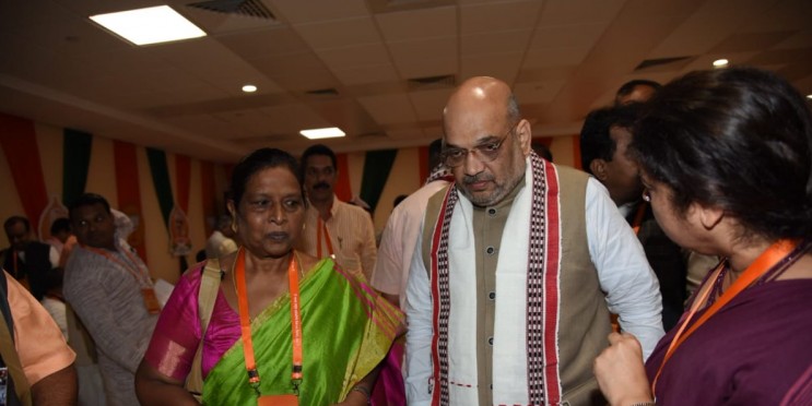 दुकानदार की पिटाई का वीडियो वायरल होने पर बोलीं रेणु देवी, मेरे भाई से मेरा कोई लेना-देना नहीं, पुलिस ने जब्त की गाड़ी