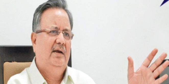 बेटे अभिषेक के बचाव में रमन बोले, छत्तीसगढ़ अनूठा राज्य, फोटो खिंचाने पर 27 FIR