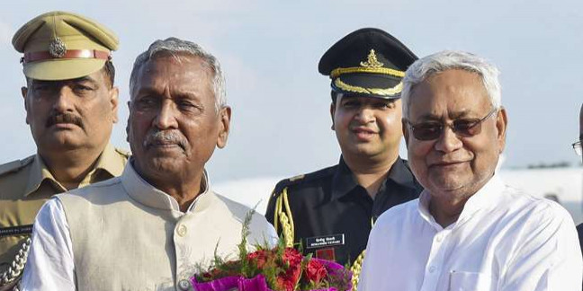 बिहार के 40वें राज्यपाल बने फागू चौहान, ली पद और गोपनीयता की शपथ