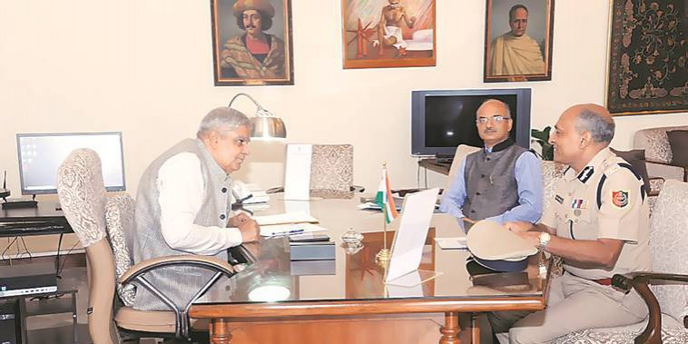QKolkata: DGP Meets Governor On North 24 Parganas & More