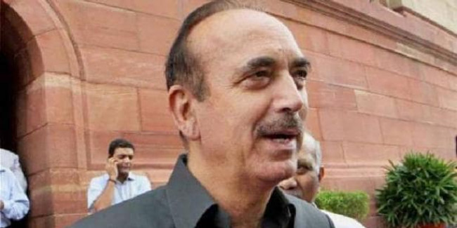 कश्मीर में विरोध के लिए पहुंचे गुलाम नबी आजाद का सरकार ने काटा रिटर्न टिकट