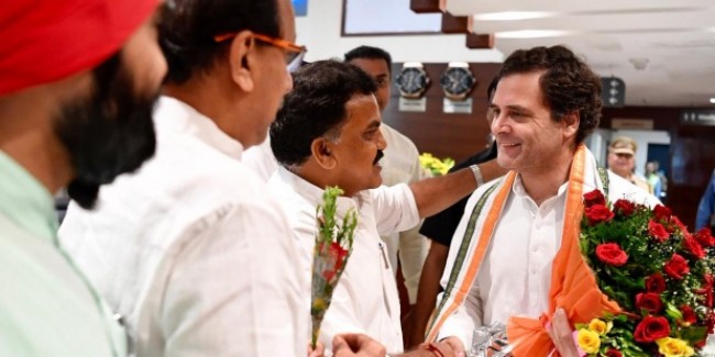 RSS मानहानि मामले में राहुल गांधी को जमानत, कोर्ट से निकलकर बोले- मजा आ रहा है