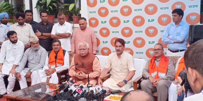 हरियाणा में इनेलो के ये दो विधायक बीजेपी में शामिल, जानिए