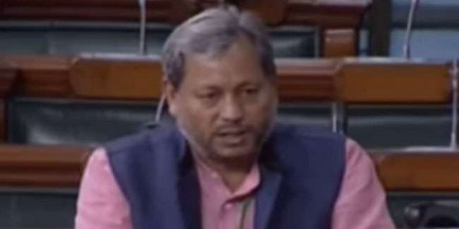 उत्तराखंड में ईको सेंसिटिव जोन है पर्यटन विकास में बाधक: तीरथ सिंह रावत