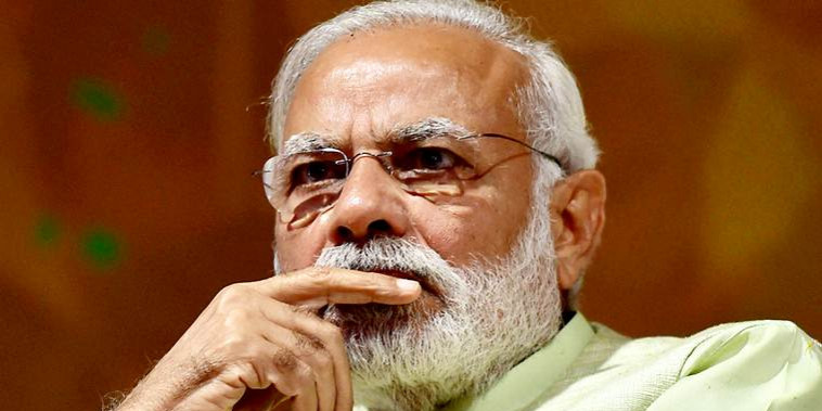 "पीएम मोदी को अपने छोटे भाई का साथ देना चाहिए"