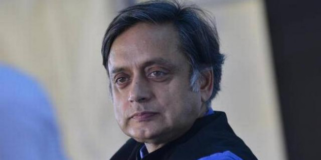 NRC पर बोले शशि थरूर- राष्ट्र और विदेशी लोगों से नफरत के बीच अंतर समझना जरूरी