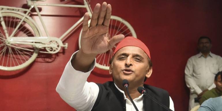 अखिलेश यादव बोले- पूरे देश में EVM में गड़बड़ी, BJP को जा रहा है वोट