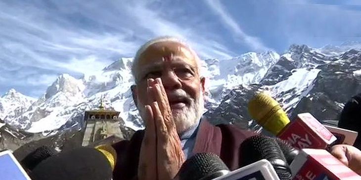 बीजेपी के काम आया मोदी मैजिक, उत्तर प्रदेश में 57 सीटों पर बढ़त, 1 सीट पर सिमटी कांग्रेस