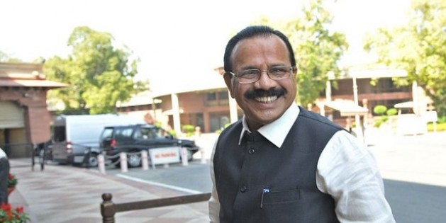 नई पहल से किसानों के बैंक खाते में सीधे जाएगी उर्वरक सब्सिडी, सदानंद गौड़ा ने कहा- पारदर्शिता लाना लक्ष्य