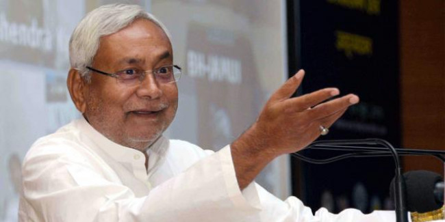 बिहार में भारी बारिश से बिगड़े हालात, CM नीतीश ने बुलायी आपात बैठक