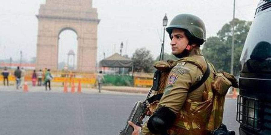 15 अगस्त से पहले सुरक्षा के पुख्ता इंतजाम, 370 हटने से बौखलाया पाक कर सकता है नापाक साजिश- सूत्र