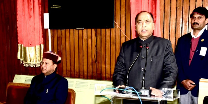 हिमाचल सरकार ने लगाई पराली जलाने पर रोक