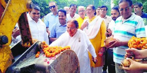 विकास कार्यों के लिए प्रदेश में नहीं धन की कमी : सीमा त्रिखा