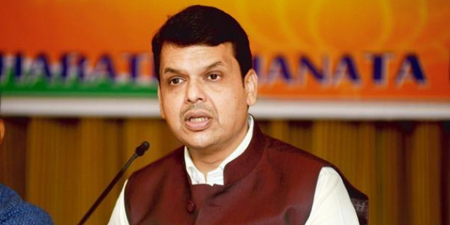 मुख्यमंत्री फडणवीस ने ईवीएम पर आरोपों को लेकर विपक्ष को मंदबुद्धि बच्चे के समान बताया