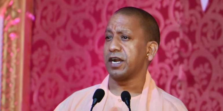 UP सरकार ने छात्राओं की सुरक्षा पर उठाए सख्त कदम, स्कूलों और कॉलेजों में जुलाई भर चलेगा अभियान