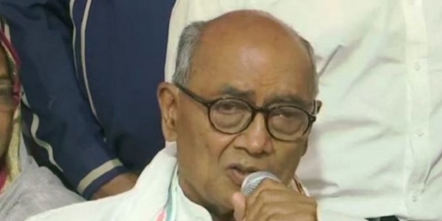 दिग्विजय बोले- हिंदुत्व शब्द मेरी डिक्शनरी में नहीं, बाद में ट्विटर पर लिखा- सनातन हिंदू धर्म पर गर्व है