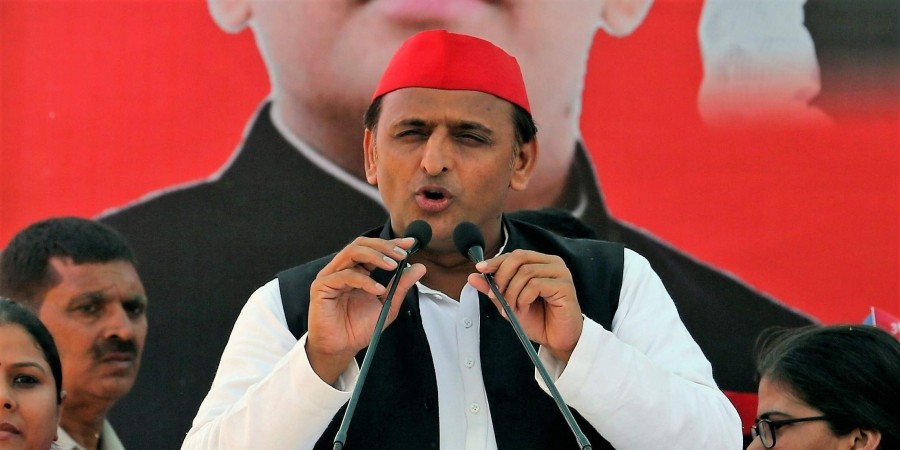 लोकसभा चुनाव में हार से बौखलाए अखिलेश यादव का बड़ा फैसला, मीडिया पैनलिस्ट पर गिरी गाज