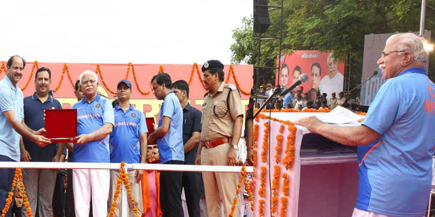 जब अचानक ही खेल के बीच 'कबड्डी-कबड्डी' करने लगे CM खट्टर, जानें क्या थी वजह