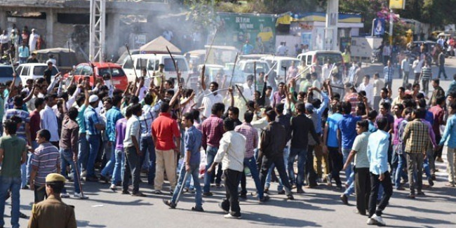उदयपुर में उपद्रव प्रभावित इलाकों में आगामी 24 घंटों के लिए इंटरनेट बंद, सुरक्षा बल सतर्क