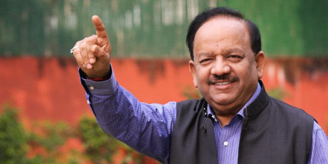 अपने मंत्रालय का पदभार संभालने साइकिल से पहुंचे मोदी सरकार के ये मंत्री