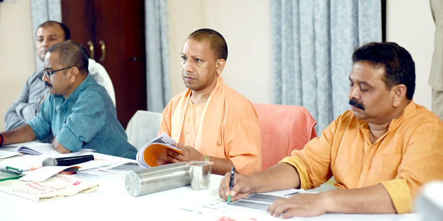 यूपी में बीजेपी को बडा झटका, बीजेपी 6 में से 5 सीटों पर पीछे
