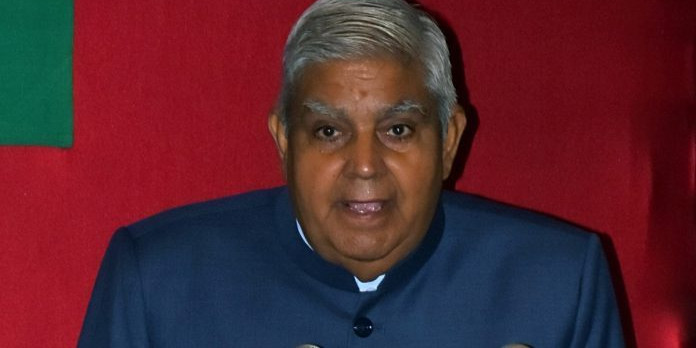 मंत्री अपने काम पर ध्यान दें, मेरे बयान पर नहीं: जगदीप धनखड़