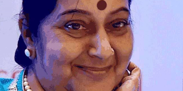 मदद के लिए हमेशा तत्पर रहीं सुषमा, पंजाबी युवक का मजाक उड़ाने पर ऐसे लगाई थी फटकार