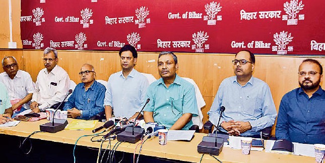 इस साल एमएलए-एमएलसी को मिलेगा आवास