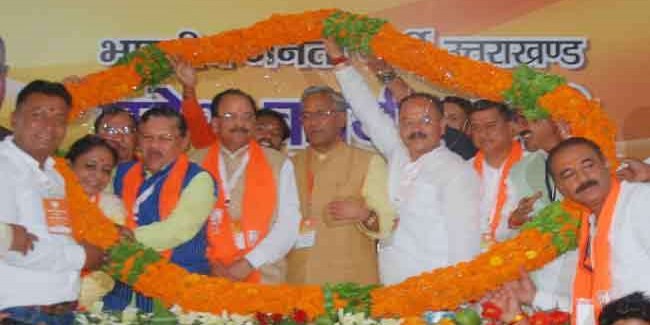 भाजपा प्रदेश कार्यसमिति की बैठक में सबका विश्वास पर काम करने का संकल्प