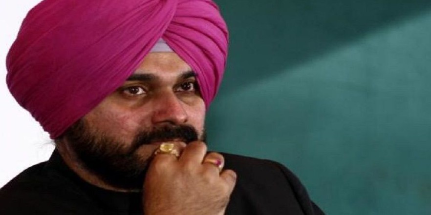 Navjot Singh Sidhu issued another notice by EC over remarks against Narendra Modi