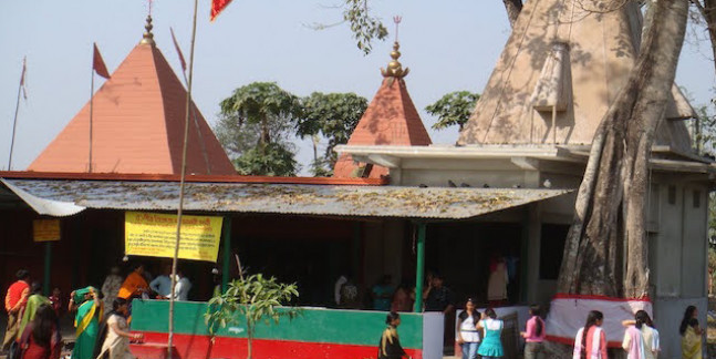 देवी चौधरानी मंदिर का काम पिछड़ने पर मंत्री आगबबूला