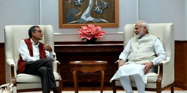 प्रधानमंत्री नरेंद्र मोदी से मिले नोबेल विजेता अभिजीत बनर्जी