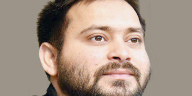 आईआरसीटीसी घोटाला : तेजस्वी, लालू समेत कई आरोपितों को कोर्ट से झटका, अलग-अलग चलेंगे CBI और ED के मामले